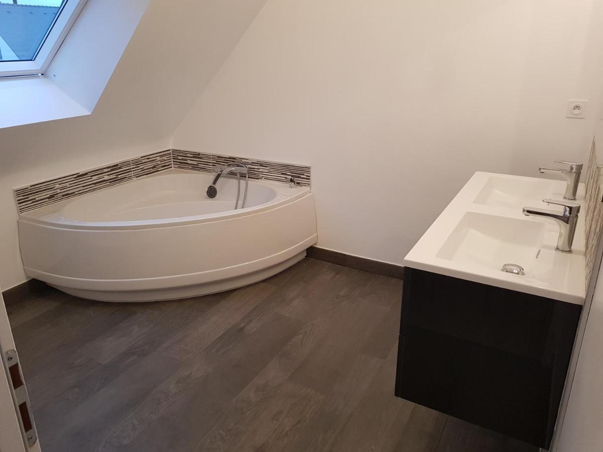 Le Hézo Agreable Maison Moderne מראה חיצוני תמונה